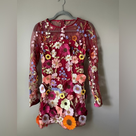 Vici Vibrant Floral Long Mesh Sleeve mini Dress size S new with tags - Picture 2 of 10